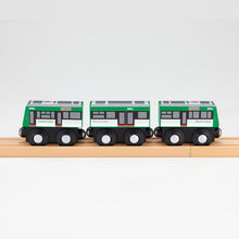画像をギャラリービューアに読み込む, moku TRAIN 広島電鉄3950形Green Liner